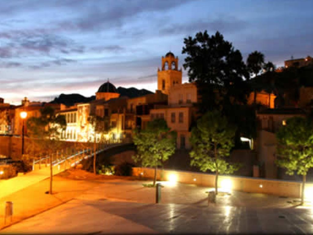 Hostal Rey Teodomiro Orihuela Exterior photo